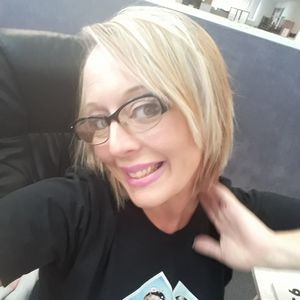 Meet your Posher, Katherine